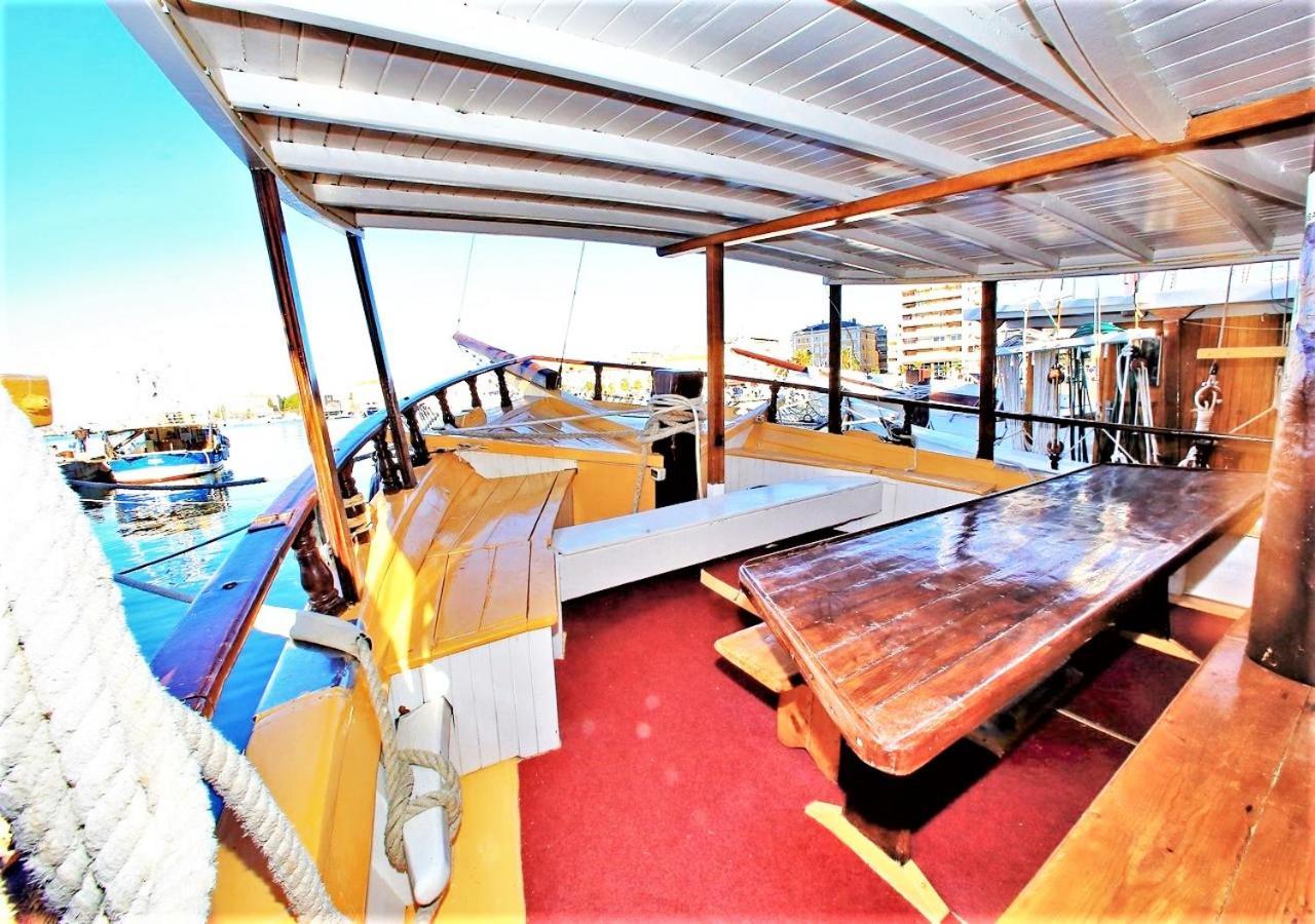 Rhythm Floating Hostel - Zadar Eksteriør bilde
